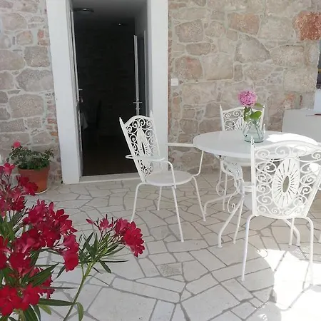 Stone House * Zadar